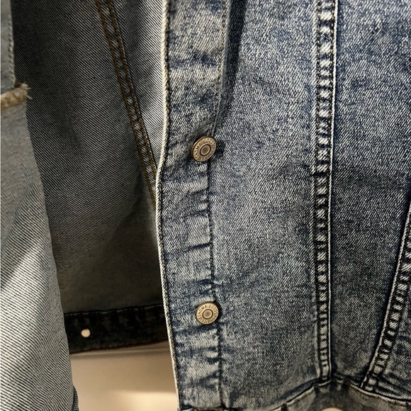 Sonoma Women’s Jean Jacket - Stone washed size 2X - Picture 3 of 8